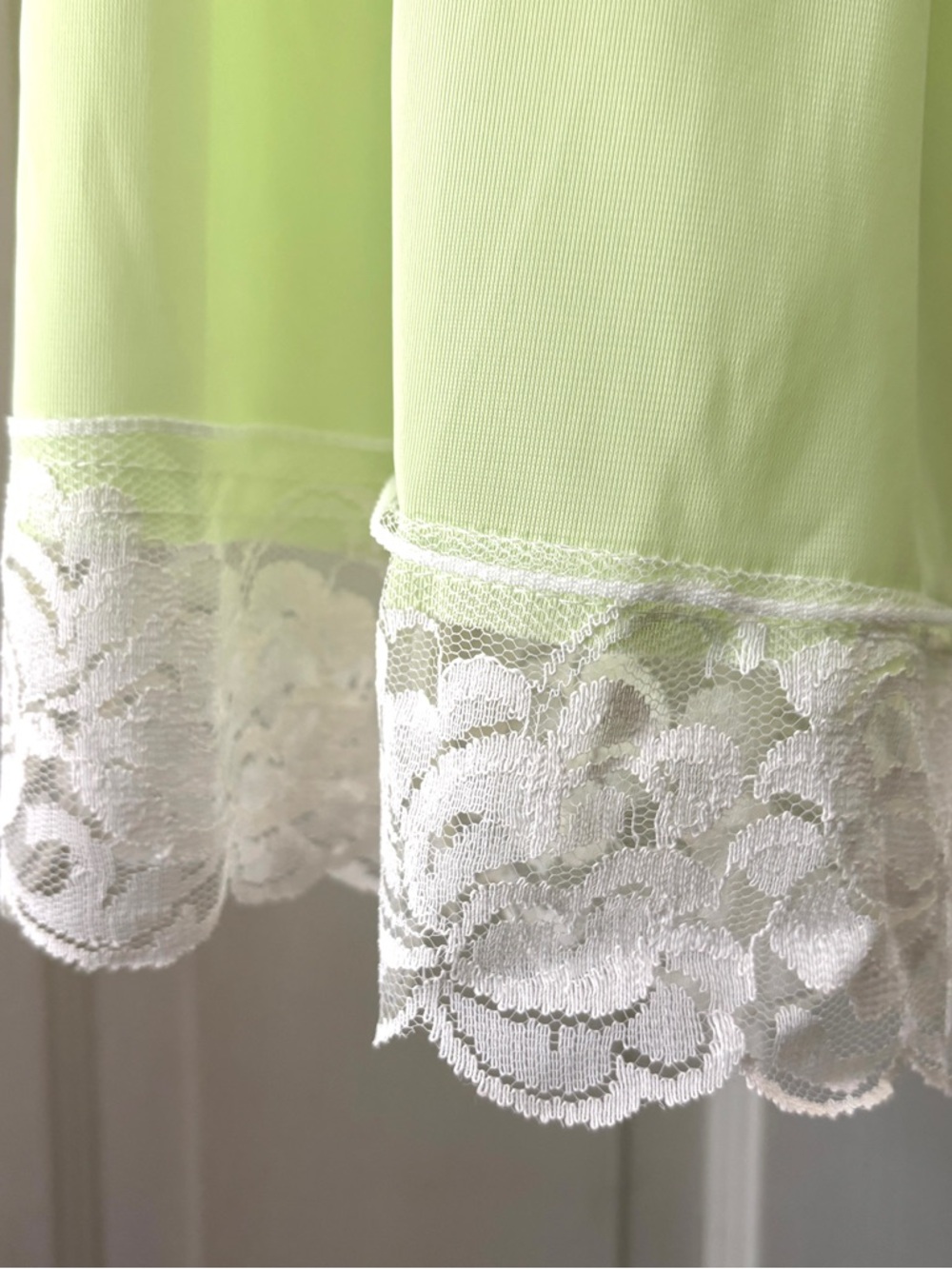 Vintage Pastel Green Lace Trim Half Slip Size XL - Picture 5 of 13